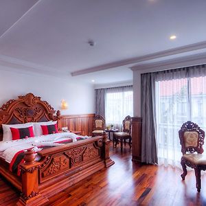Executive Suite Pick-Up