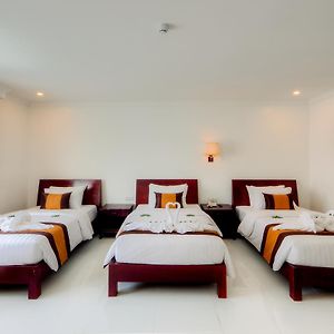 Triple Room Pick-Up